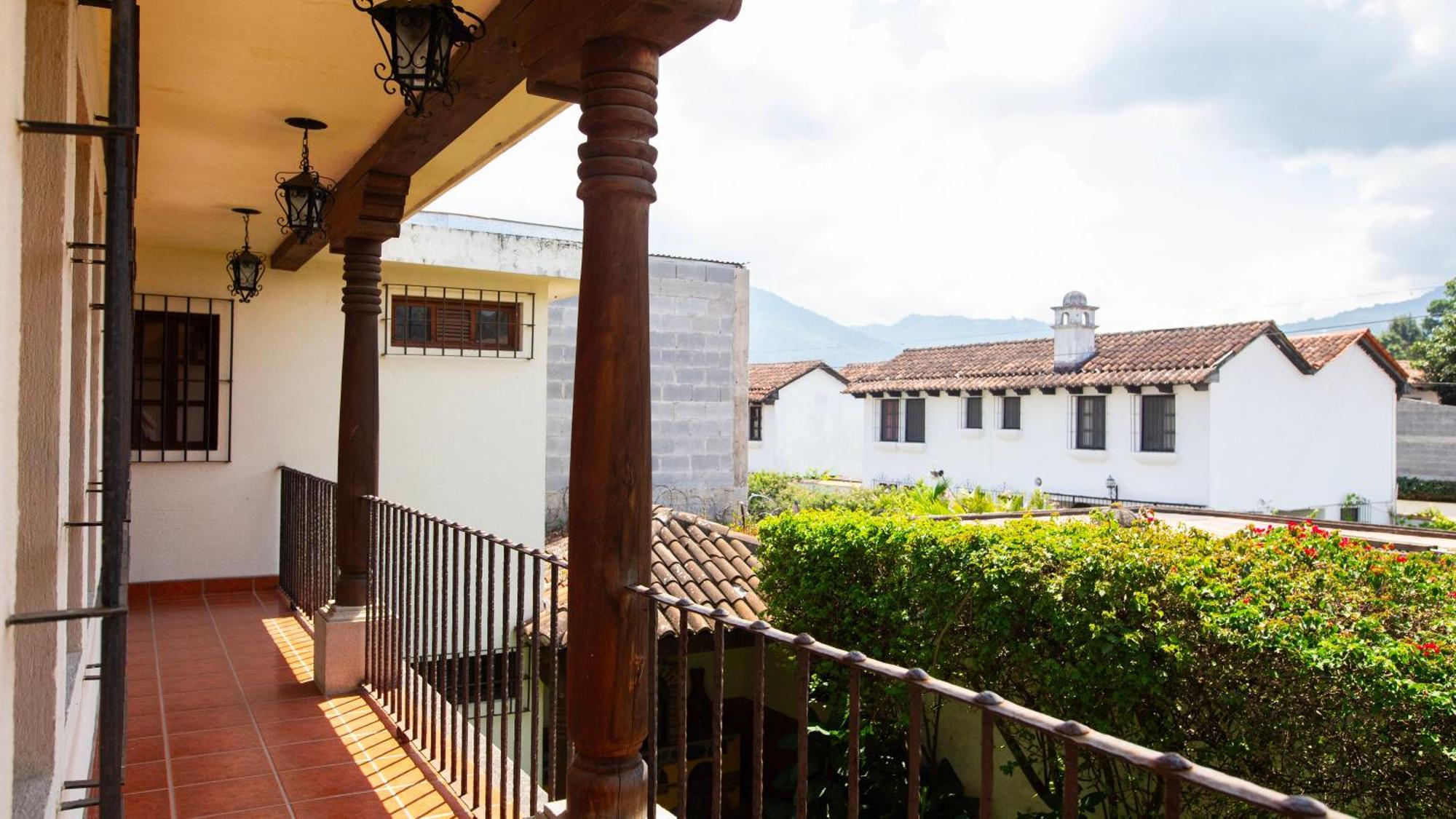 Palacio Del Conquistador San Cristobal El Bajo Exterior photo