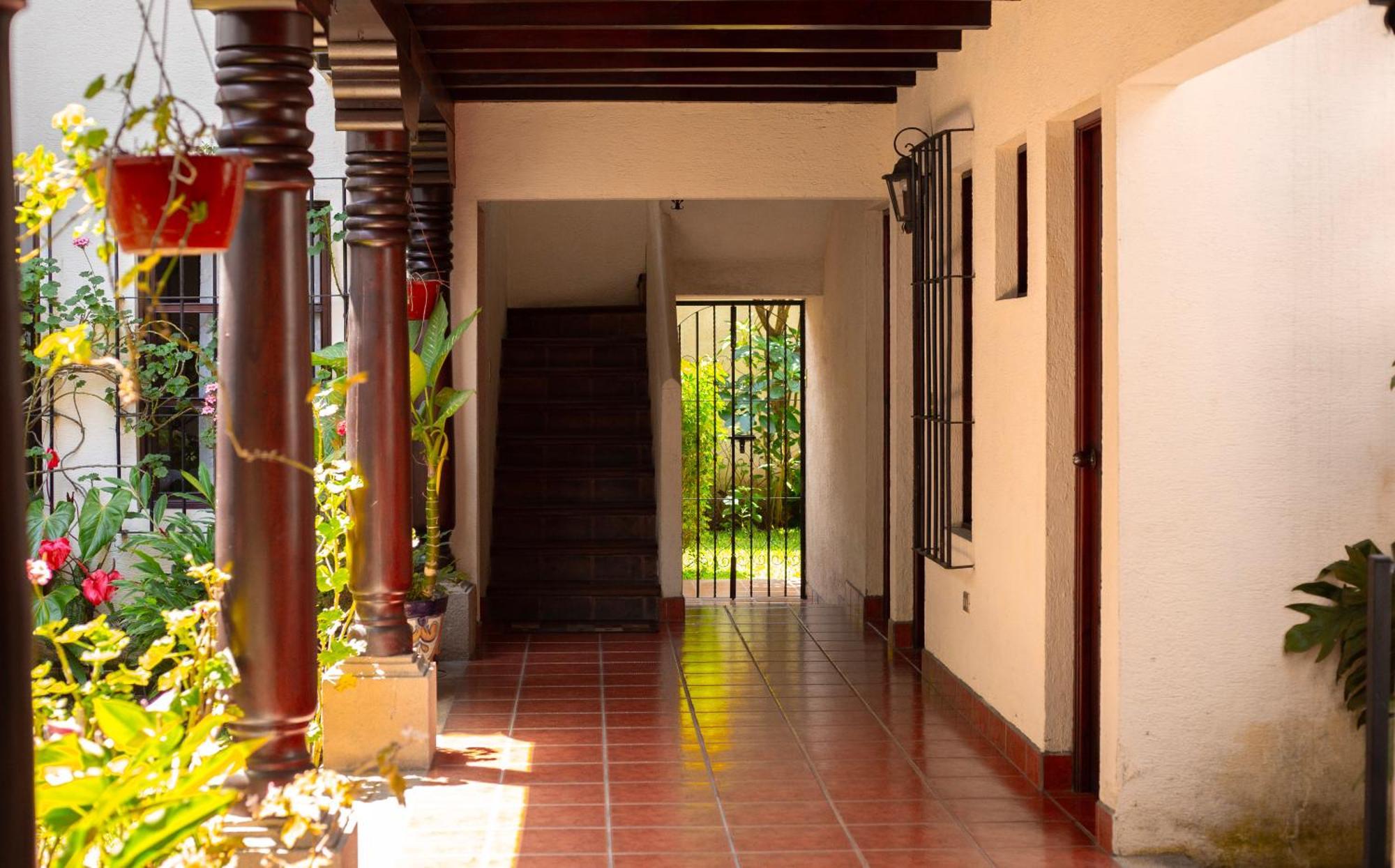 Palacio Del Conquistador San Cristobal El Bajo Exterior photo